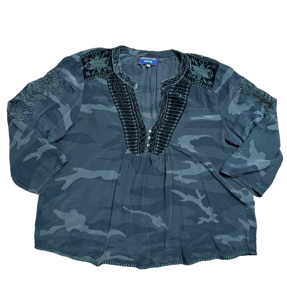Johnny Was Workshop Camo Embellished Silk Blouse   Sz: L
